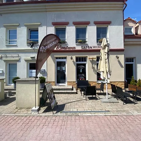 Apartament Renesance 1 *
