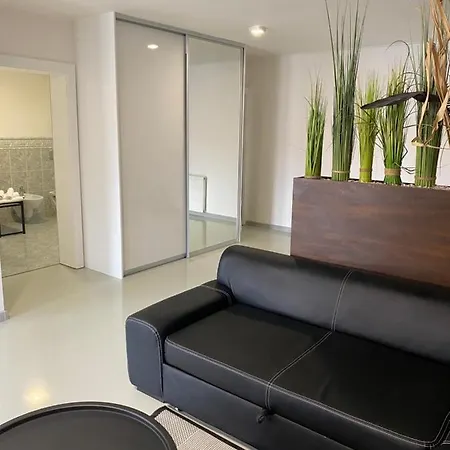 Renesance 1 아파트 *